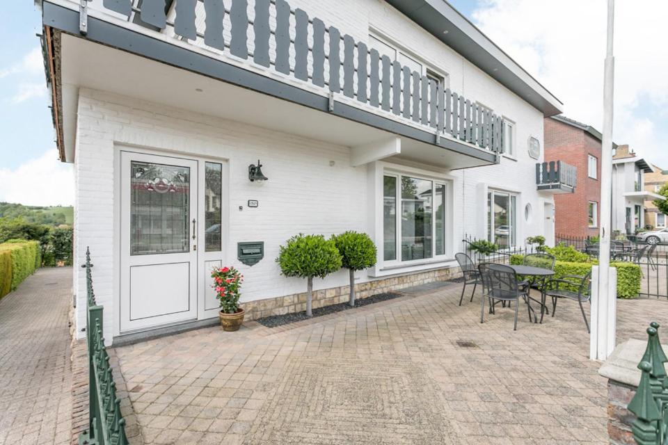 Panorama Sousberg Appartementen Шин оп Геул Екстериор снимка